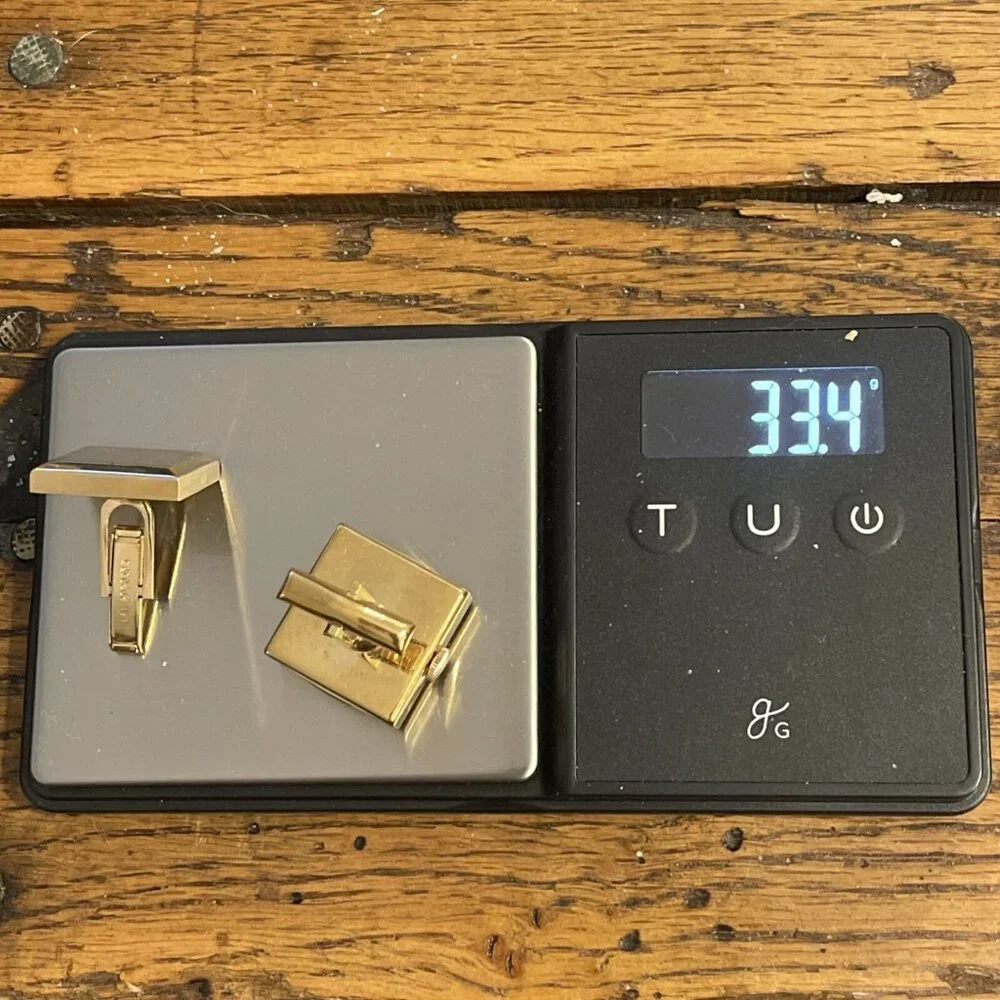 Endura Swiss Watch Cufflinks Gold Plated Adds A Sophisticated Touch To Any Outfi